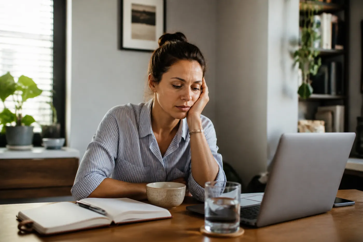 How Does Before-Lunch Attention Drift Affect Real Work? editorial visual